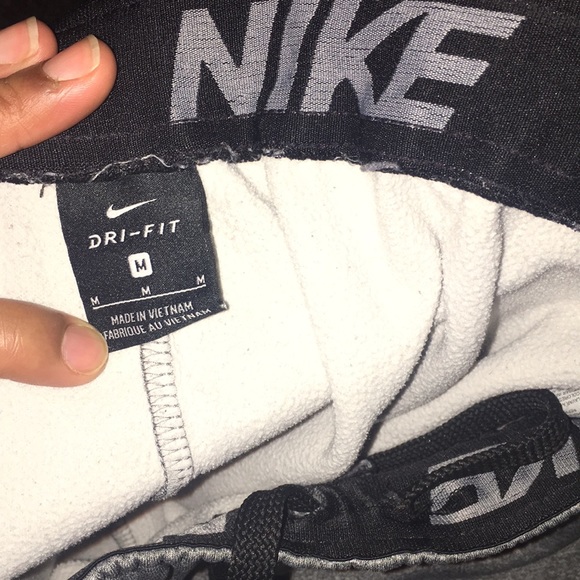 Dri-Fit Nike Sweats - Picture 7 of 7
